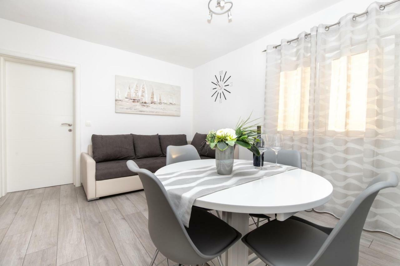 Apartman Topic Apartman Kaštela Kültér fotó
